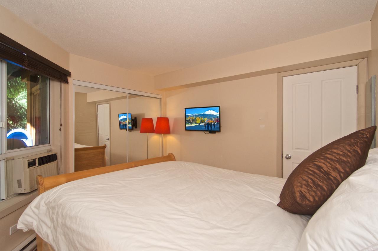 Whistler Blackcomb Vacation Rentals - Village North Екстериор снимка