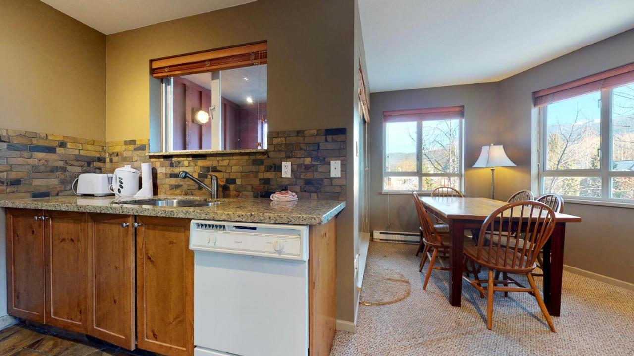 Whistler Blackcomb Vacation Rentals - Village North Екстериор снимка